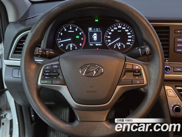 Hyundai Avante AD 1.6 GDI Value Plus, 2018 9