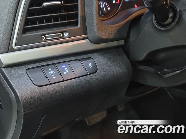 Hyundai Avante AD 1.6 GDI Value Plus, 2018 14