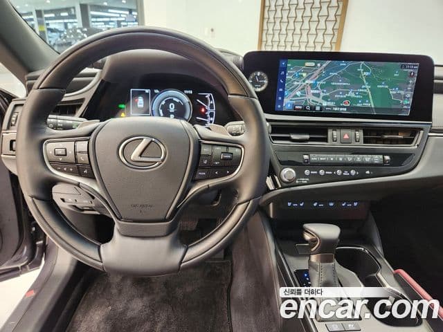 Lexus ES300h 7세대 Luxury Plus, 2026 12