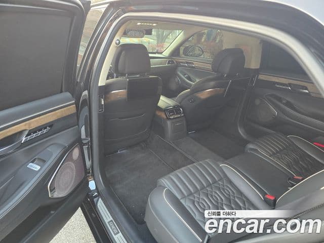 Genesis G90 лимузин Prestige, 2019 12