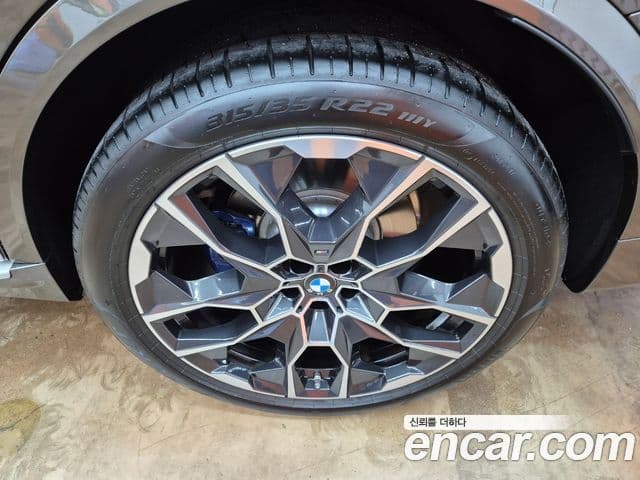 BMW X7 (G07) xDrive 40i M Sport 7인승, 2025 все фото