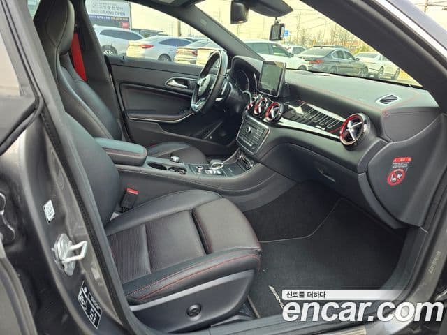 Mercedes-Benz CLA-класс C117 CLA45 AMG 4MATIC, 2016 7