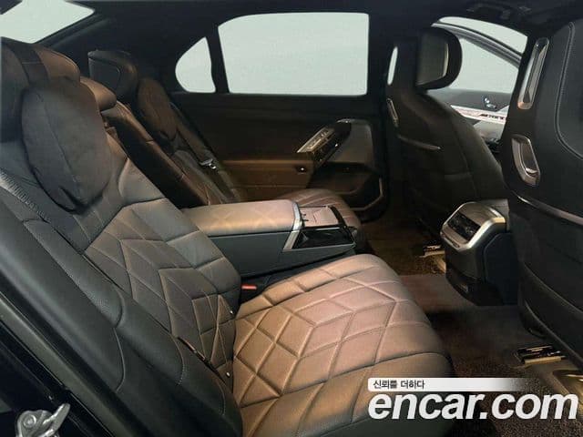 BMW 7시리즈 (G70) 740d xDrive Design Pure Excellence, 2023 10