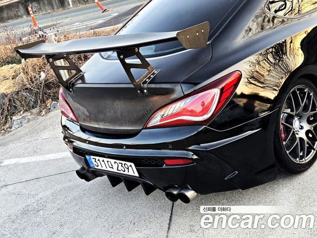 Hyundai Genesis купе 380 GT-P, 2010 17