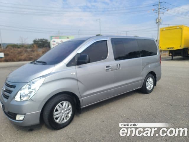 Hyundai Grand Starex CVX Value, 2017 17