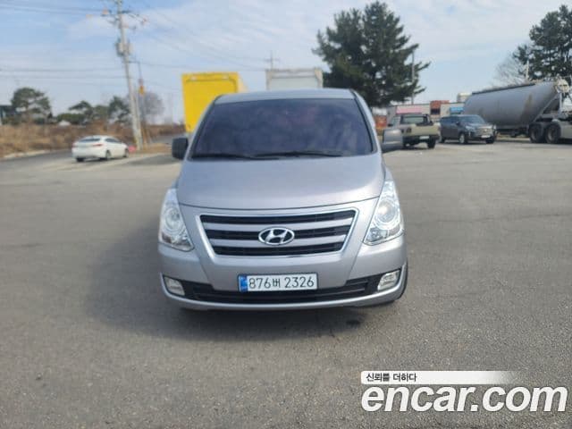 Hyundai Grand Starex CVX Value, 2017 18