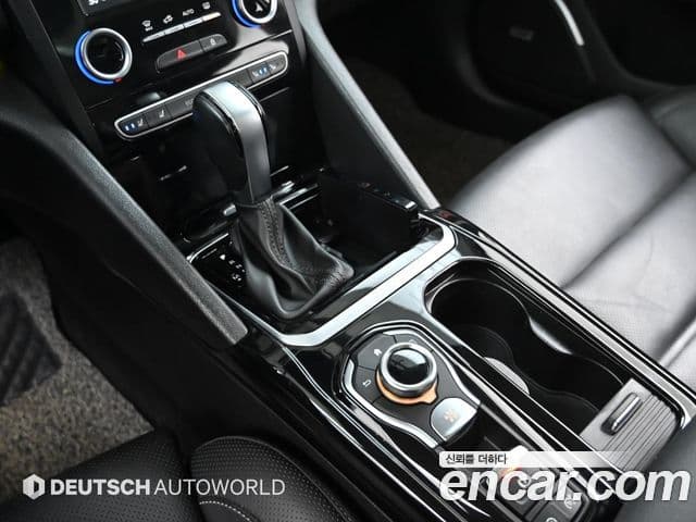 Renault Korea(Samsung) SM6 2.0 LPe RE (для людей с инвалидностью), 2019 9