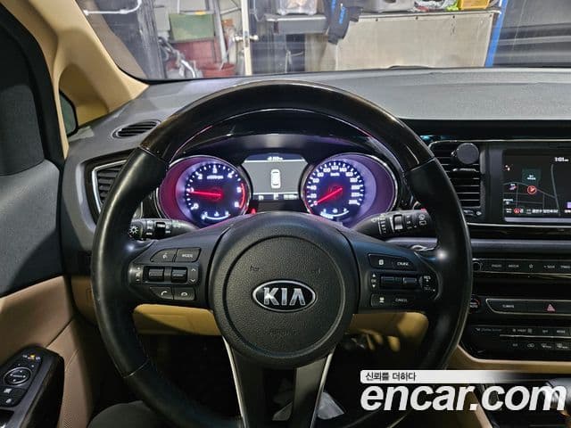 Kia The / новый New Carnival Special, 2020 11