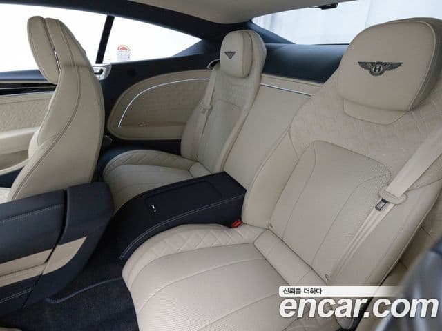 Bentley Continental GT 3세대 4.0 GT Azure, 2023 12