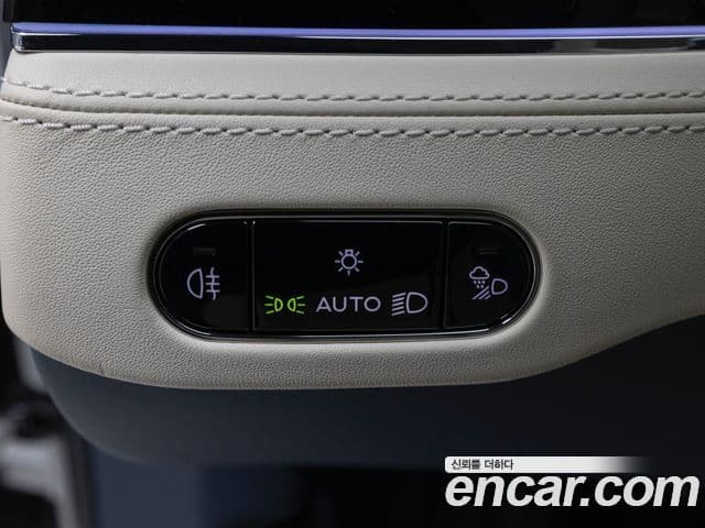 Bentley Continental GT 3세대 4.0 GT Azure, 2023 14