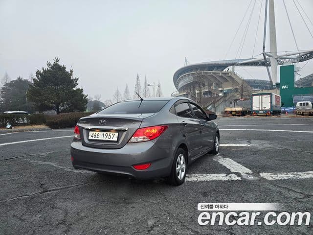 Hyundai Accent(новый кузов / новое поколение) Modern, 2014 4