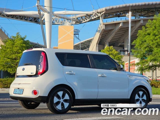 Kia Soul EV, 2018 4