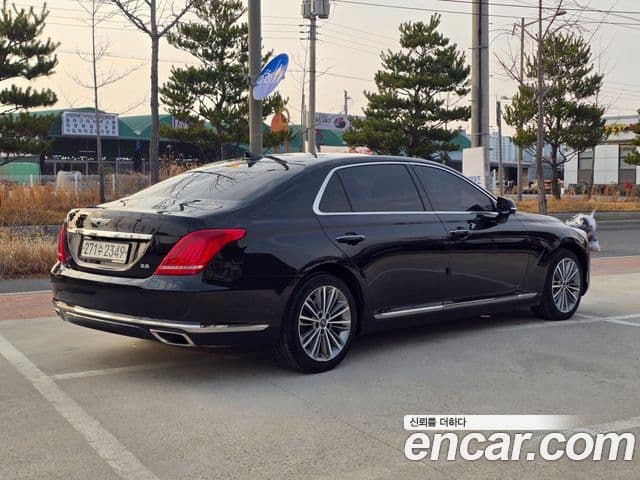 Genesis EQ900 Luxury, 2016 2