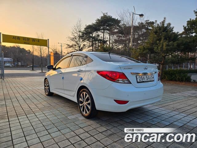 Hyundai Accent(новый кузов / новое поколение) Premium, 2014 4