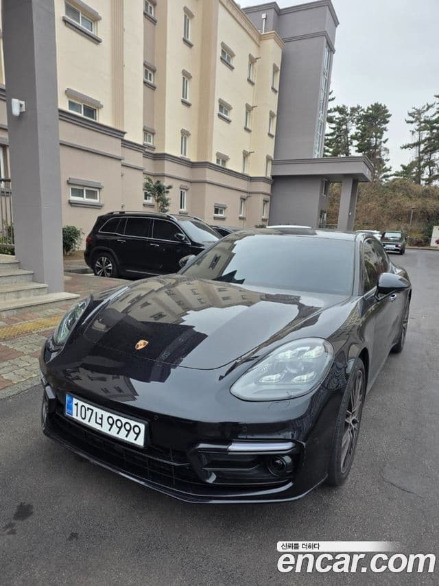 Porsche Panamera (971), 2018 3