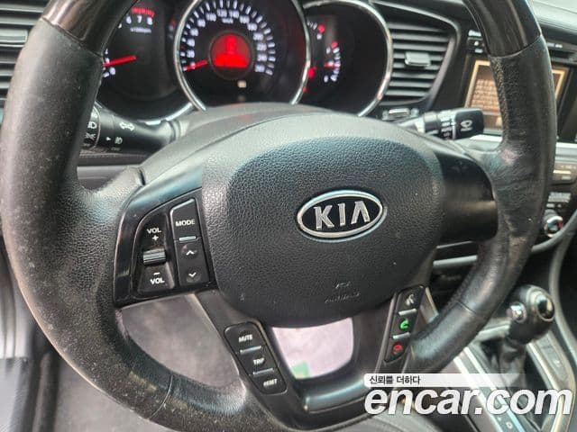 Kia K5 Prestige, 2011 14