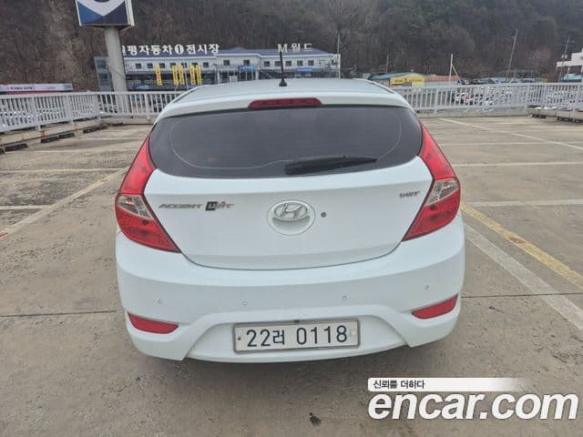 Hyundai Accent(новый кузов / новое поколение) Premier, 2012 все фото