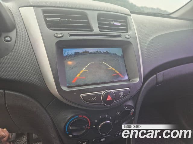 Hyundai Accent(новый кузов / новое поколение) Premier, 2012 12