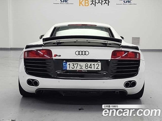 Audi R8 4.2 V8 купе, 2008 3