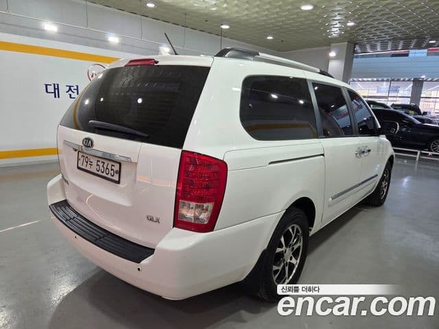 Kia Carnival R топовая версия, 2012 все фото