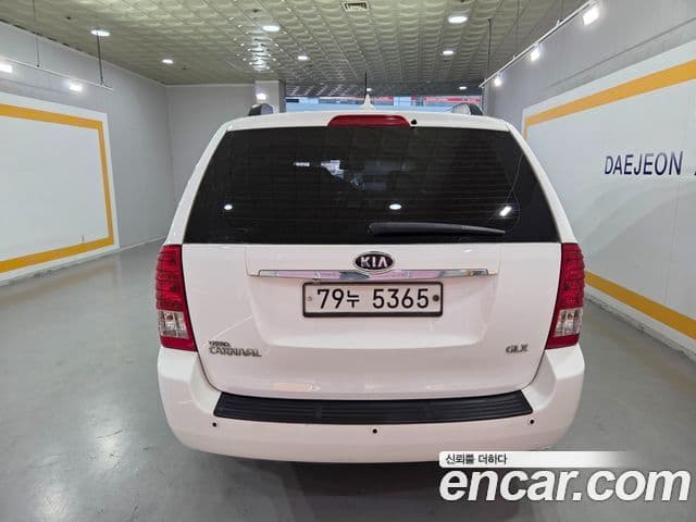 Kia Carnival R топовая версия, 2012 7