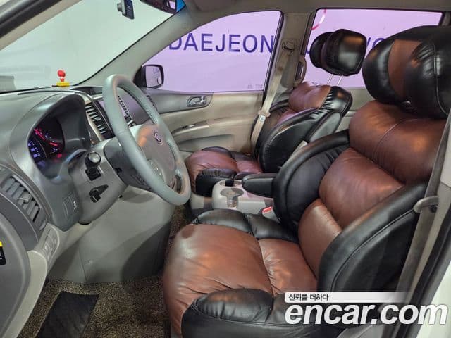 Kia Carnival R топовая версия, 2012 15