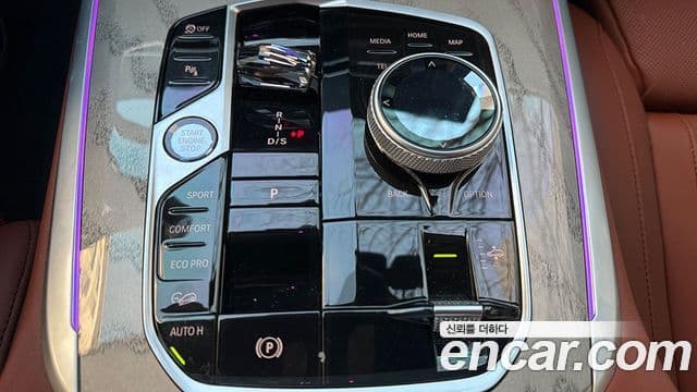 BMW X7 (G07) xDrive 40d Design Pure Excellence 6인승, 2023 11