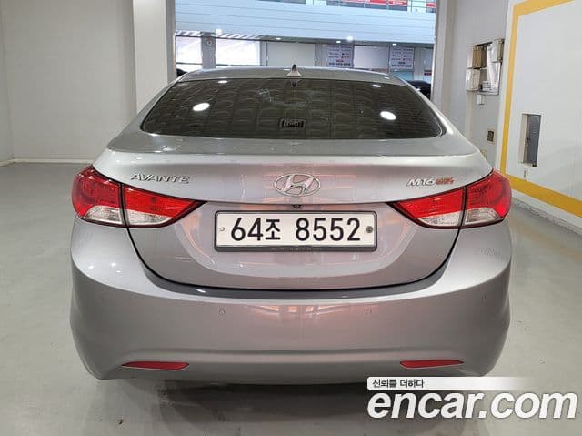 Hyundai Avante MD M16 GDI top, 2012 3