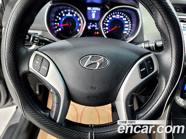 Hyundai Avante MD M16 GDI top, 2012 11