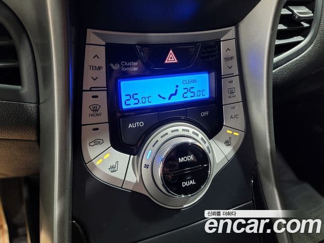 Hyundai Avante MD M16 GDI top, 2012 15