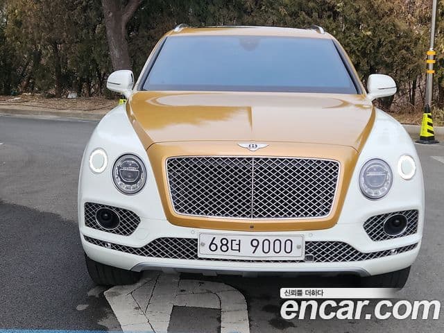 Bentley Bentayga, 2017 все фото
