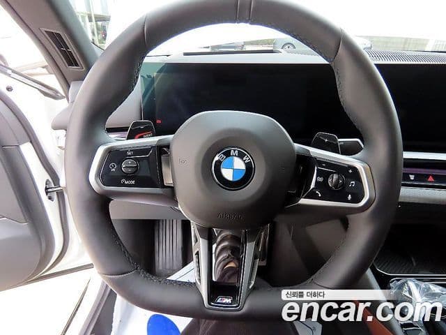 BMW 5시리즈 (G60) 530i xDrive M Sport, 2025 8
