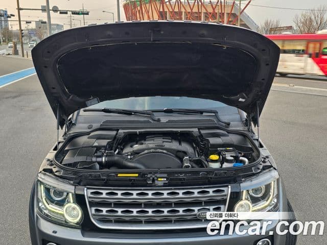 Land Rover Discovery 4 3.0 SDV6 SE, 2016 20