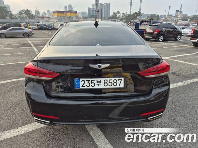 Hyundai Genesis DH Modern, 2014 3