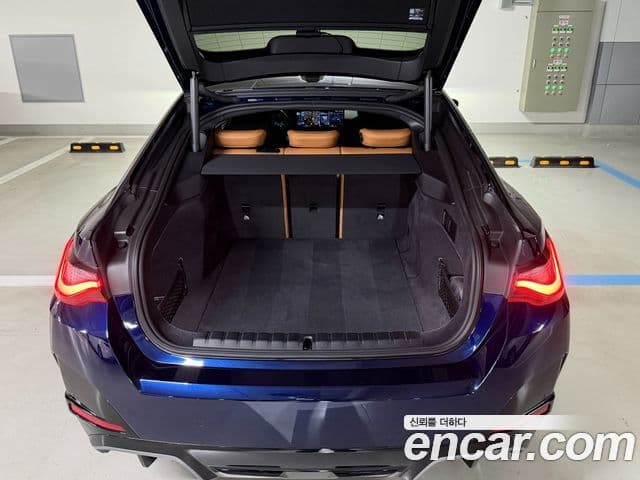 BMW i4 M50 Pro first Edition, 2022 17