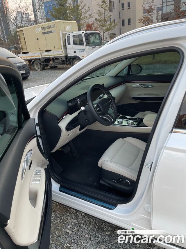 Genesis GV70, 2025 14