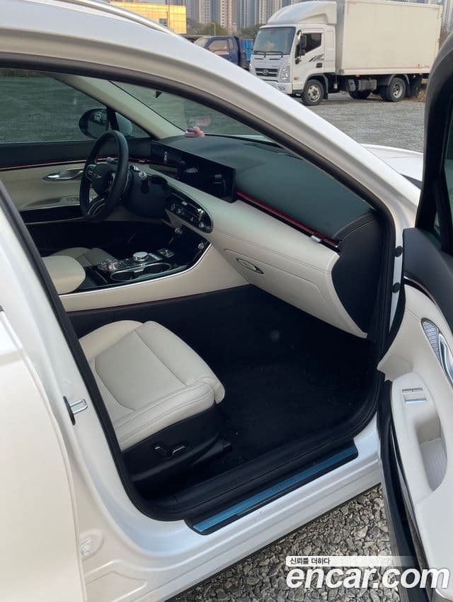 Genesis GV70, 2025 15