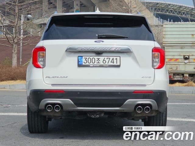Ford Explorer 6세대 3.0 Platinum 4WD, 2021 3