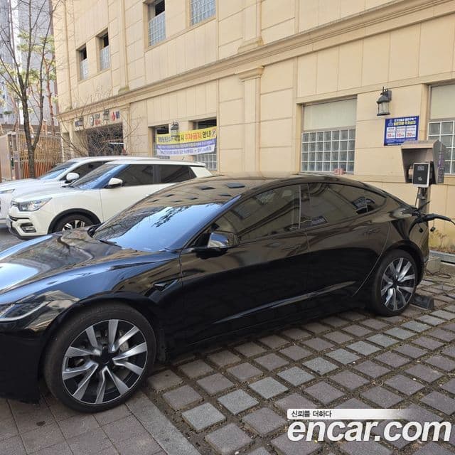 Tesla модель 3, 2024 3