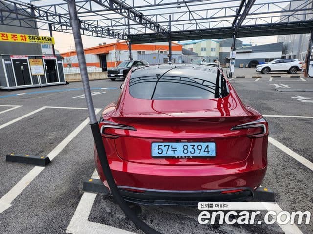 Tesla модель 3, 2024 12