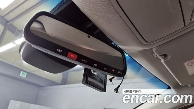 Kia Niro Plus Light (таксомоторный тип), 2024 16