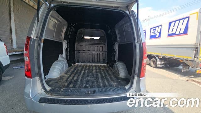 Hyundai Grand Starex CVX Deluxe, 2010 10