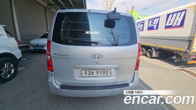 Hyundai Grand Starex CVX Deluxe, 2010 12