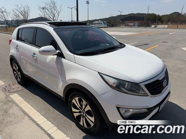 Kia Sportage R топовая версия, 2012 3