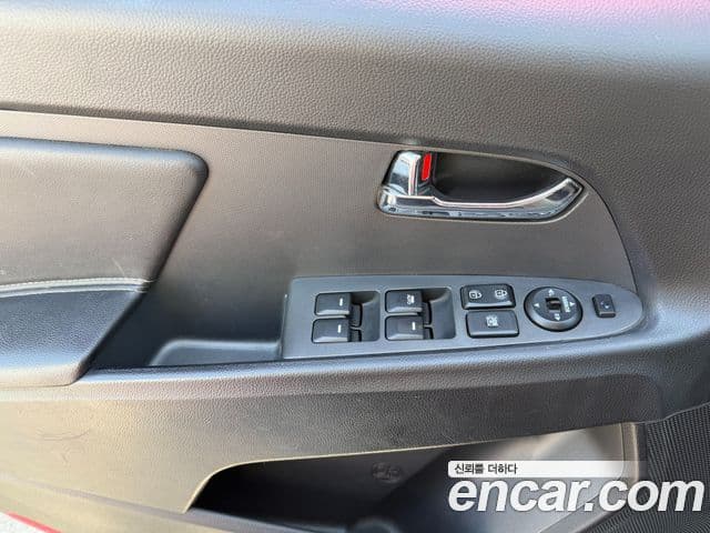 Kia Sportage R топовая версия, 2012 14