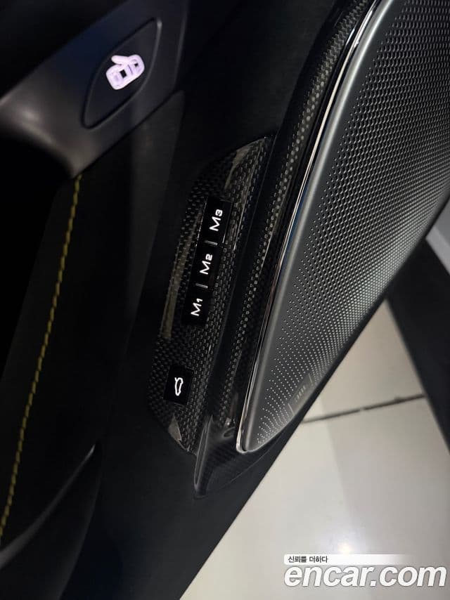 Ferrari 로마 3.9 Spyder, 2024 11