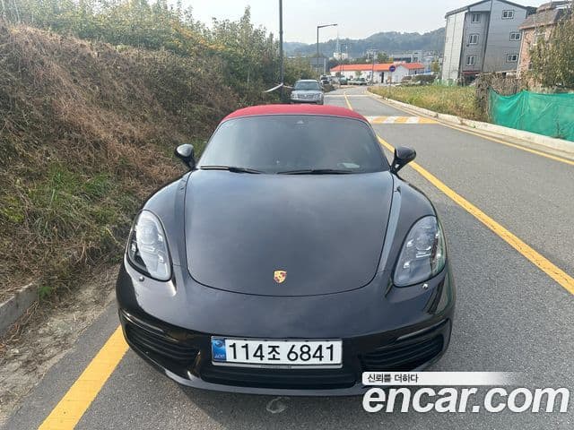 Porsche 718 Boxster, 2018 1