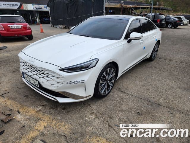 Kia K8 Signature, 2022 1