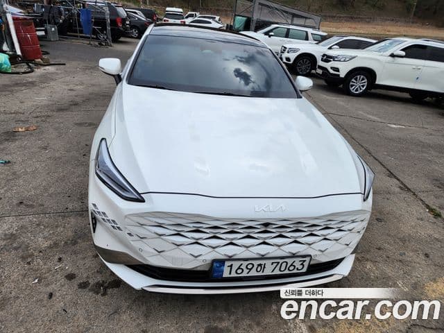 Kia K8 Signature, 2022 2