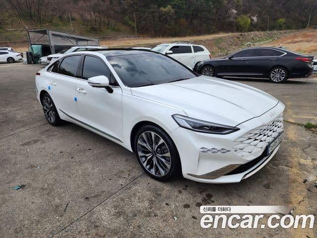 Kia K8 Signature, 2022 3